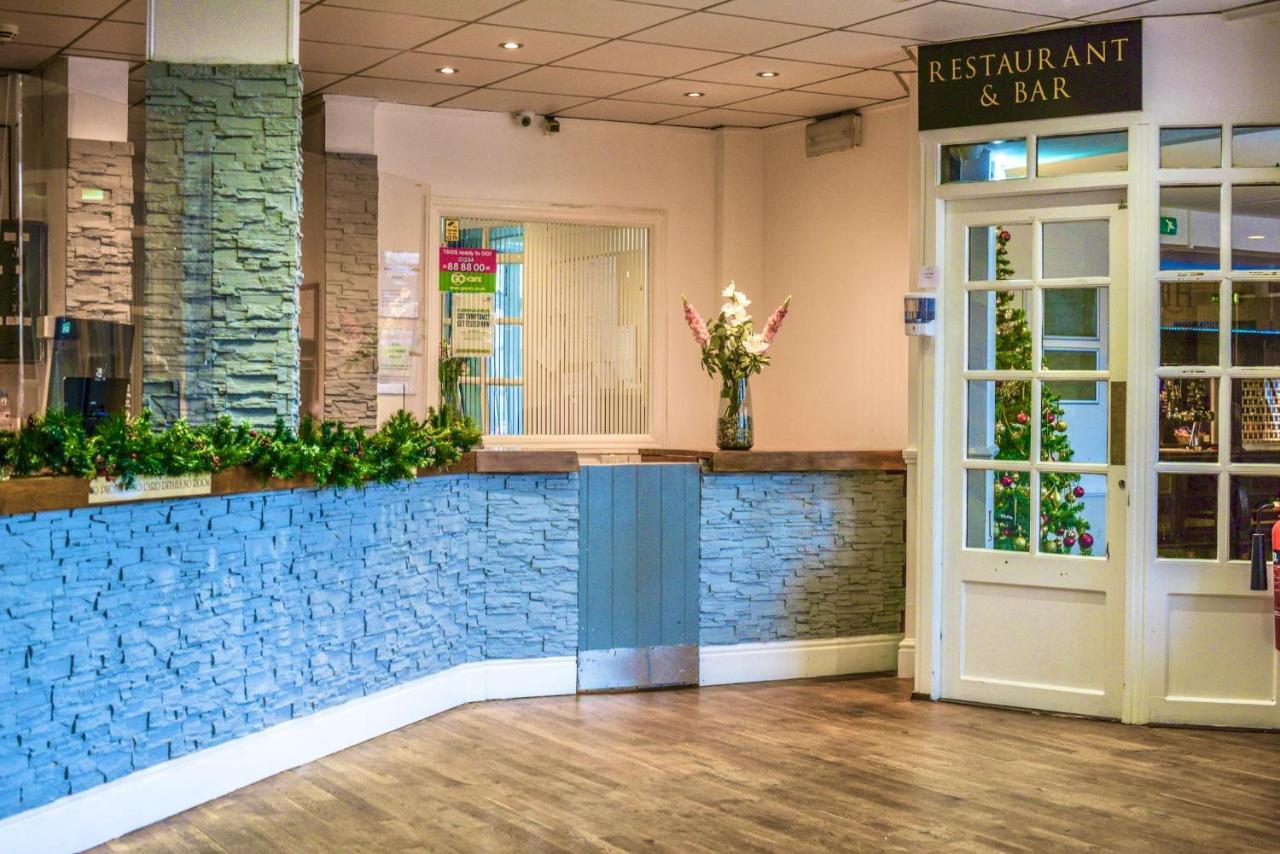 דאדלי Himley Country Hotel מראה חיצוני תמונה