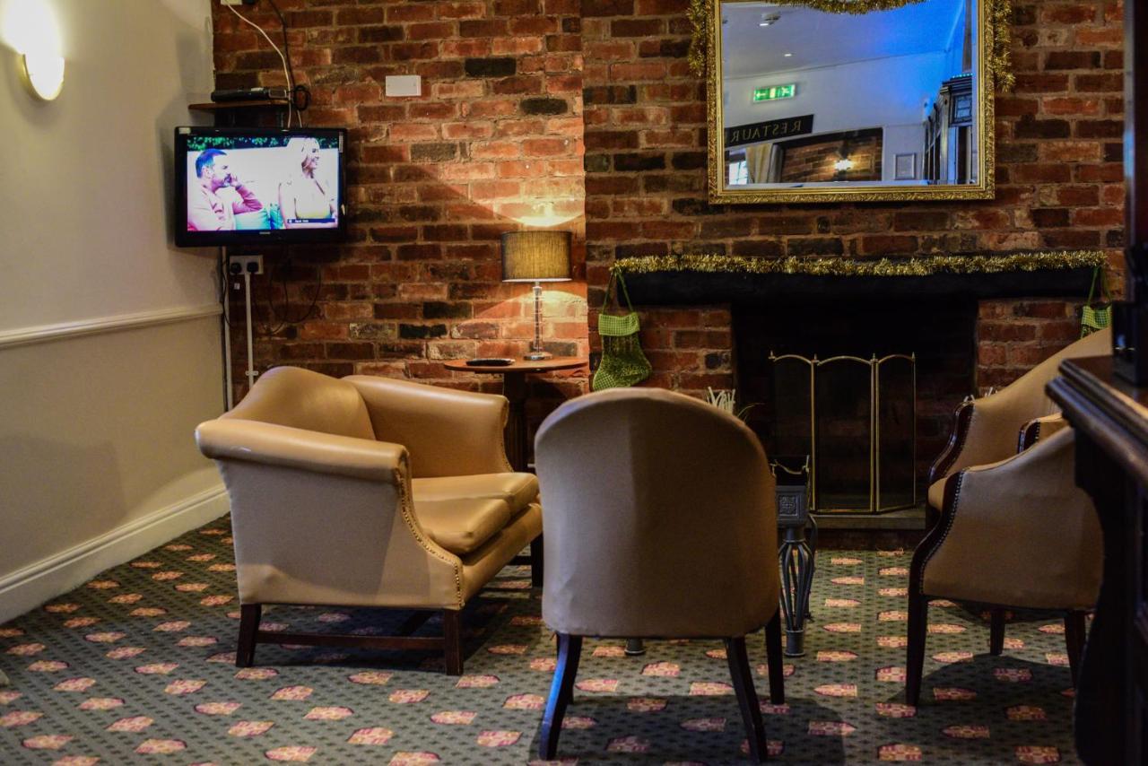 דאדלי Himley Country Hotel מראה חיצוני תמונה